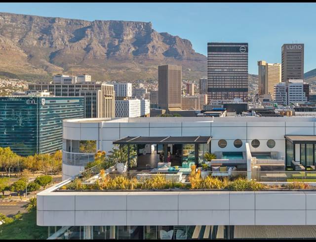 6 BEDROOM PENTHOUSE FOR SALE IN CAPE TOWN CITY CENTRE